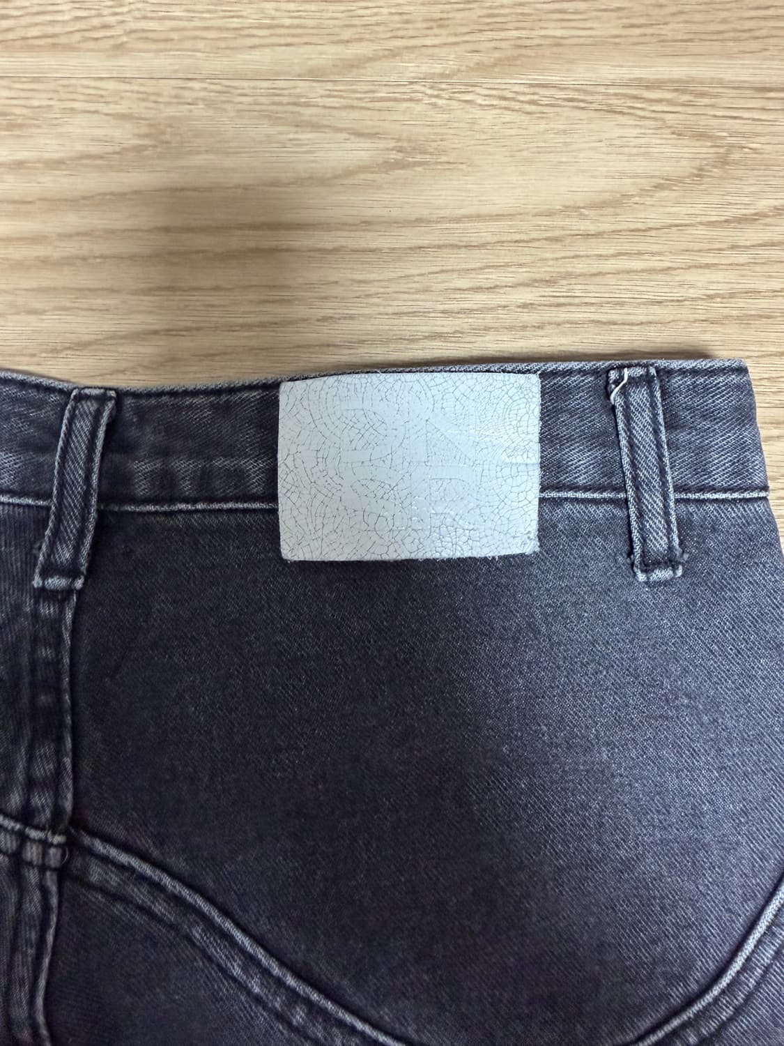 Dnsr 바지 웨이브 드롭 데님 블랙 상품이미지6