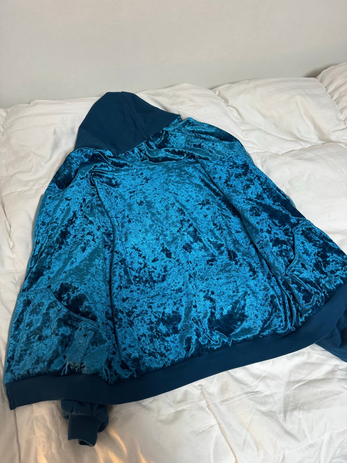 juicy 벨벳 리버시블 후드집업 상품이미지3