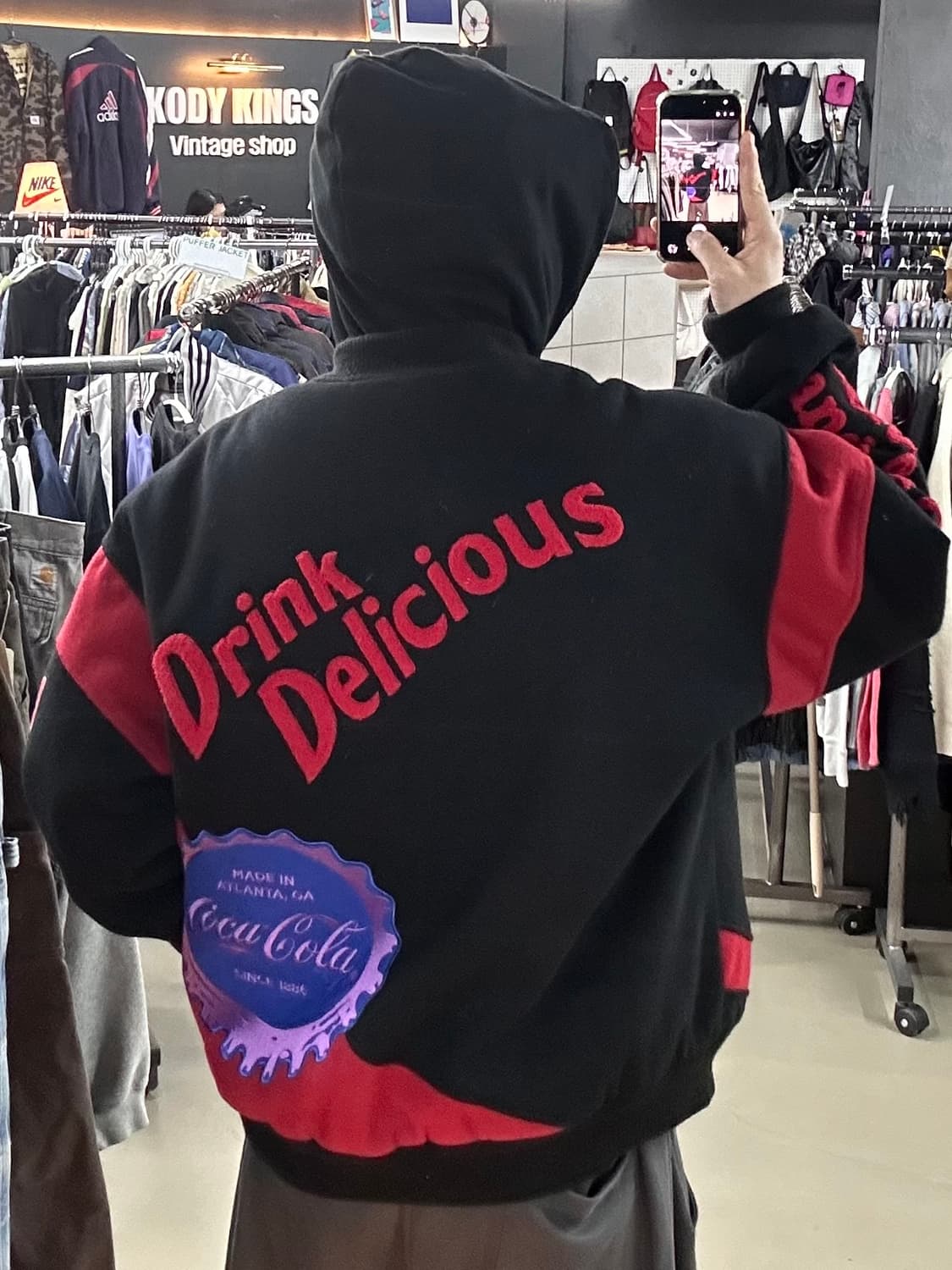 🔥Coca-Cola 멀티 패치 바시티 자켓 2XL–3XL 오버핏🔥 상품이미지3