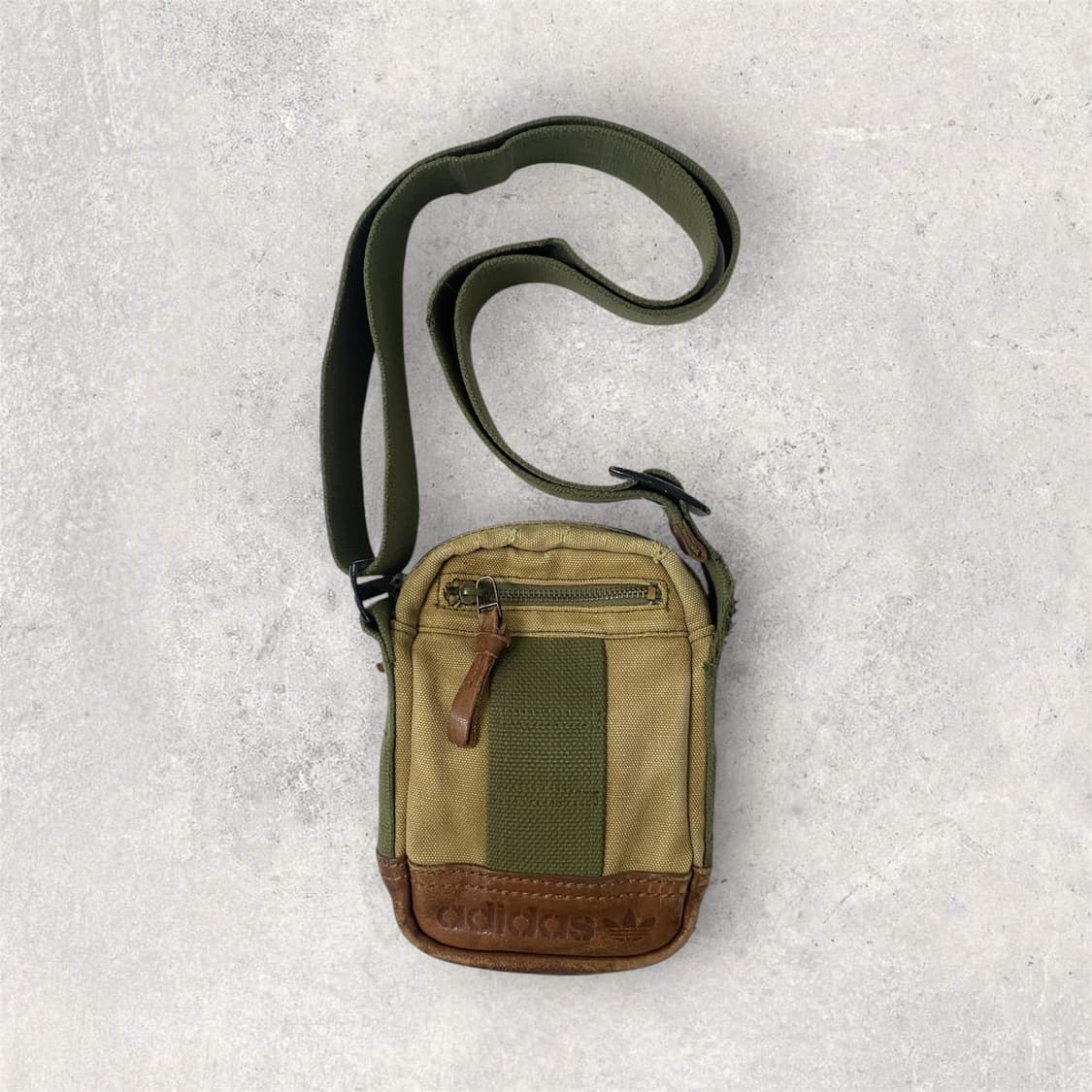 아디다스 빈티지 미니 크로스백 (B303) 상품이미지1
