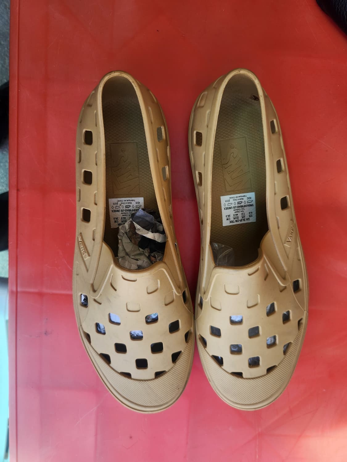 반스(vans) 슬립온 트랙 머스타드 골드 260 사이즈 샌들 아쿠아슈즈 상품이미지1