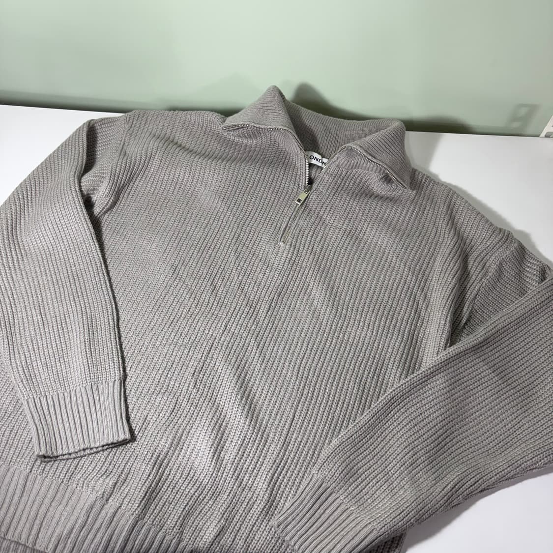 L 블론드나인 베이지그레이 반집업니트 상품이미지1