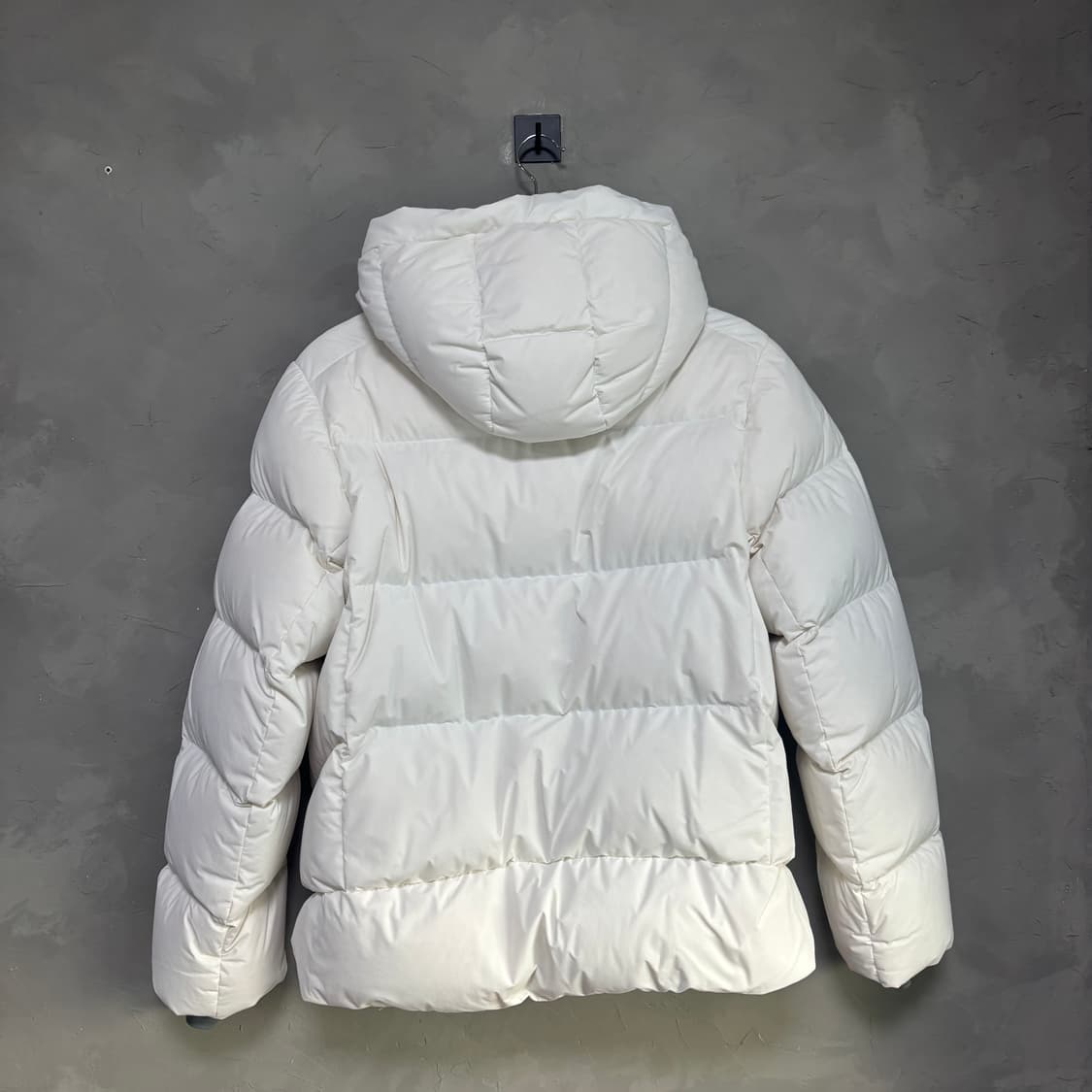 데상트 덕다운 패딩 화이트 상품이미지5