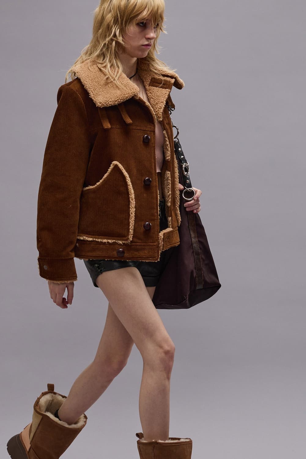 R13 코듀로이 무스탕 퍼 자켓 르세라핌 홍은채 착용 상품이미지1
