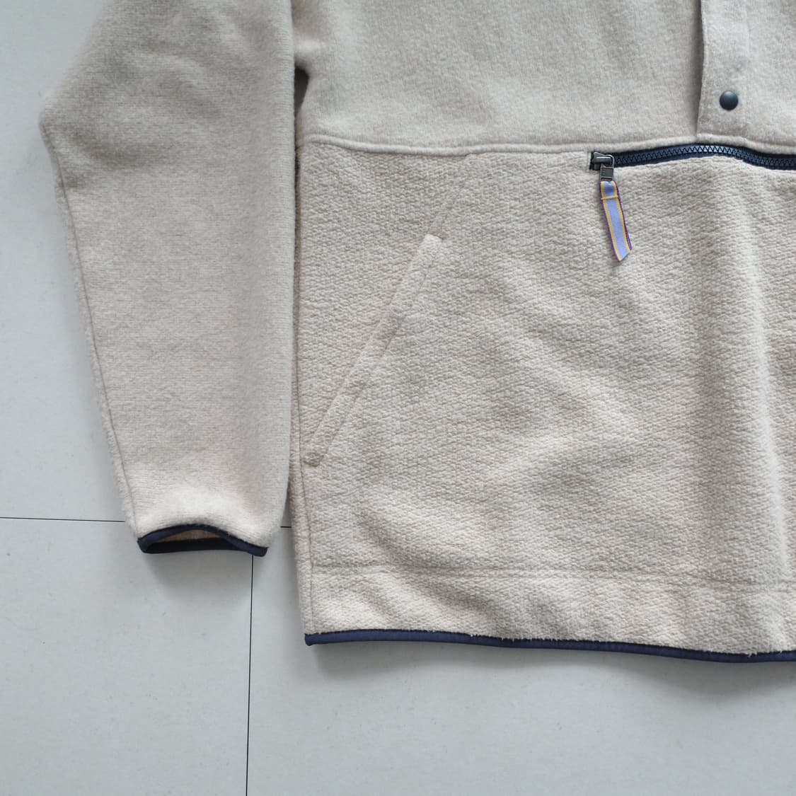 파타고니아 50주년 신칠라 스냅T 베이지 L 상품이미지4