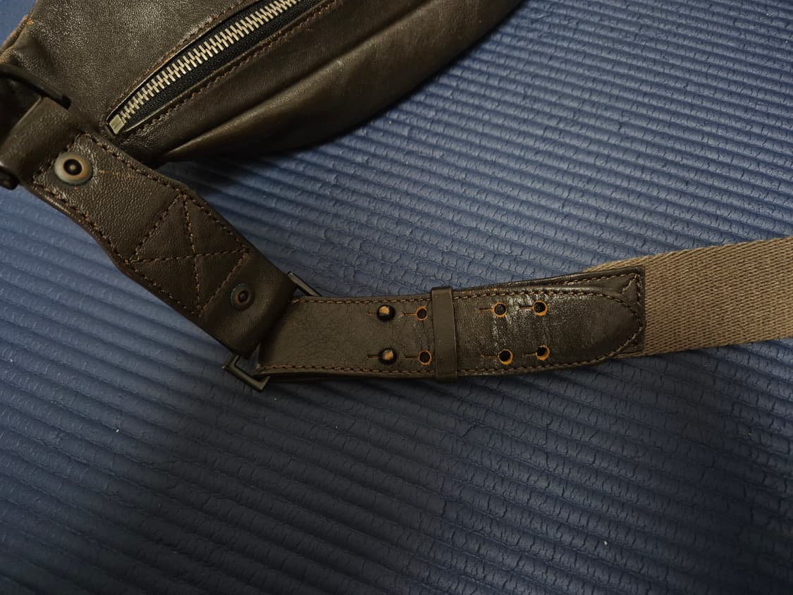 디아프바인 말가죽 힙색 상품이미지6