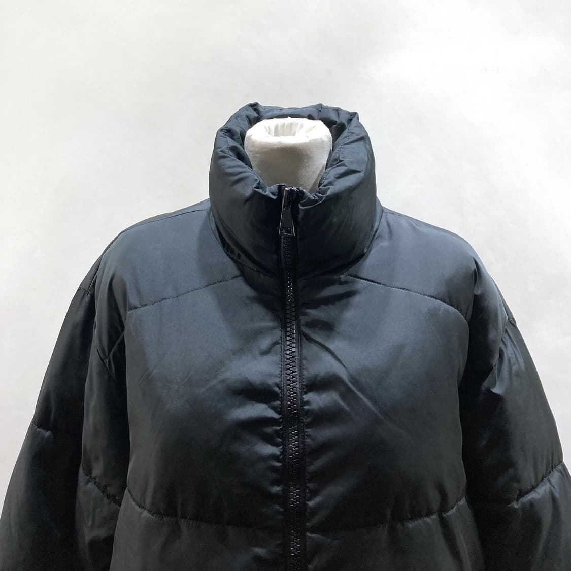 자라 여성숏패딩자켓 오버핏 블랙 S  상품이미지2