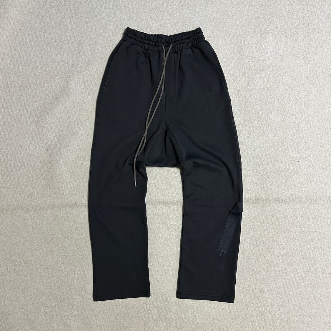 언더마이카 기가그린 배기 스웻팬츠 상품이미지2