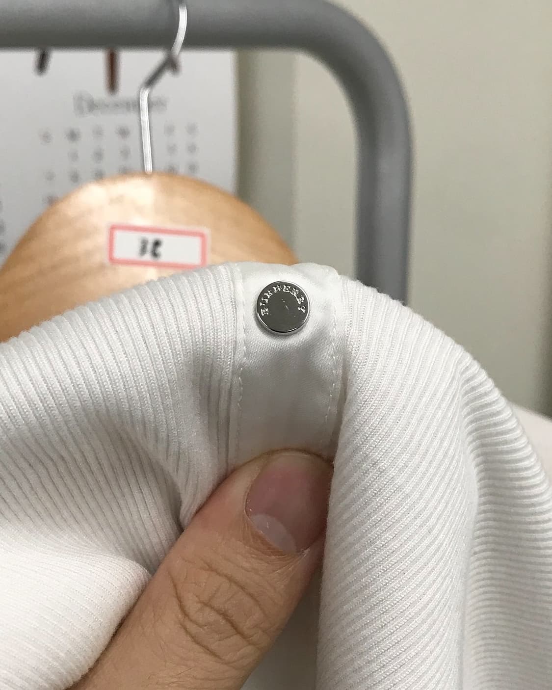 버버리 로고 골지 긴팔티 상품이미지3