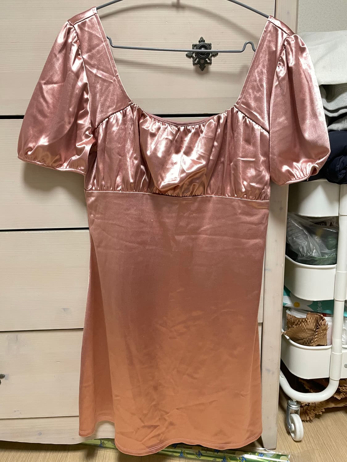 [새상품] h&m 핑크새틴 드레스- L 연말파티룩 상품이미지3