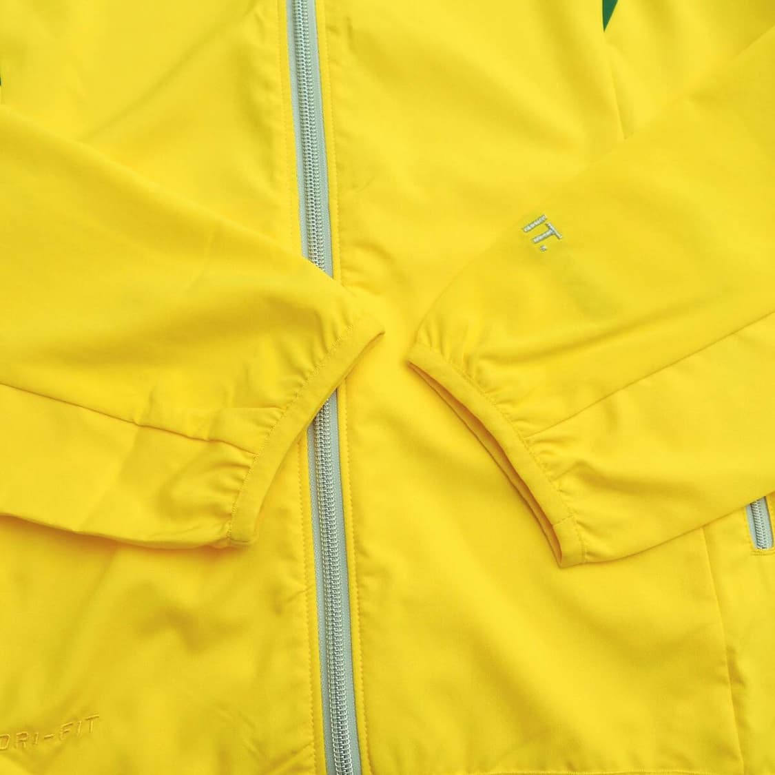 새상품/L] 나이키 드라이핏 기능성 바람막이 자켓 브라질 상품이미지4