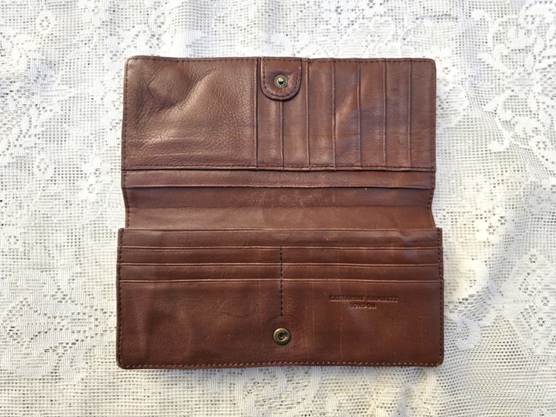 캐서린 햄넷 장미 가죽 지갑 상품이미지4