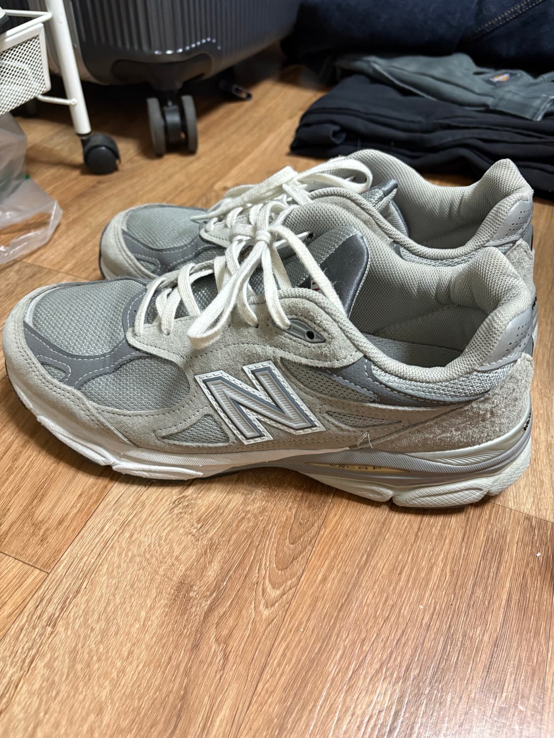 뉴발란스 990v3 상품이미지2