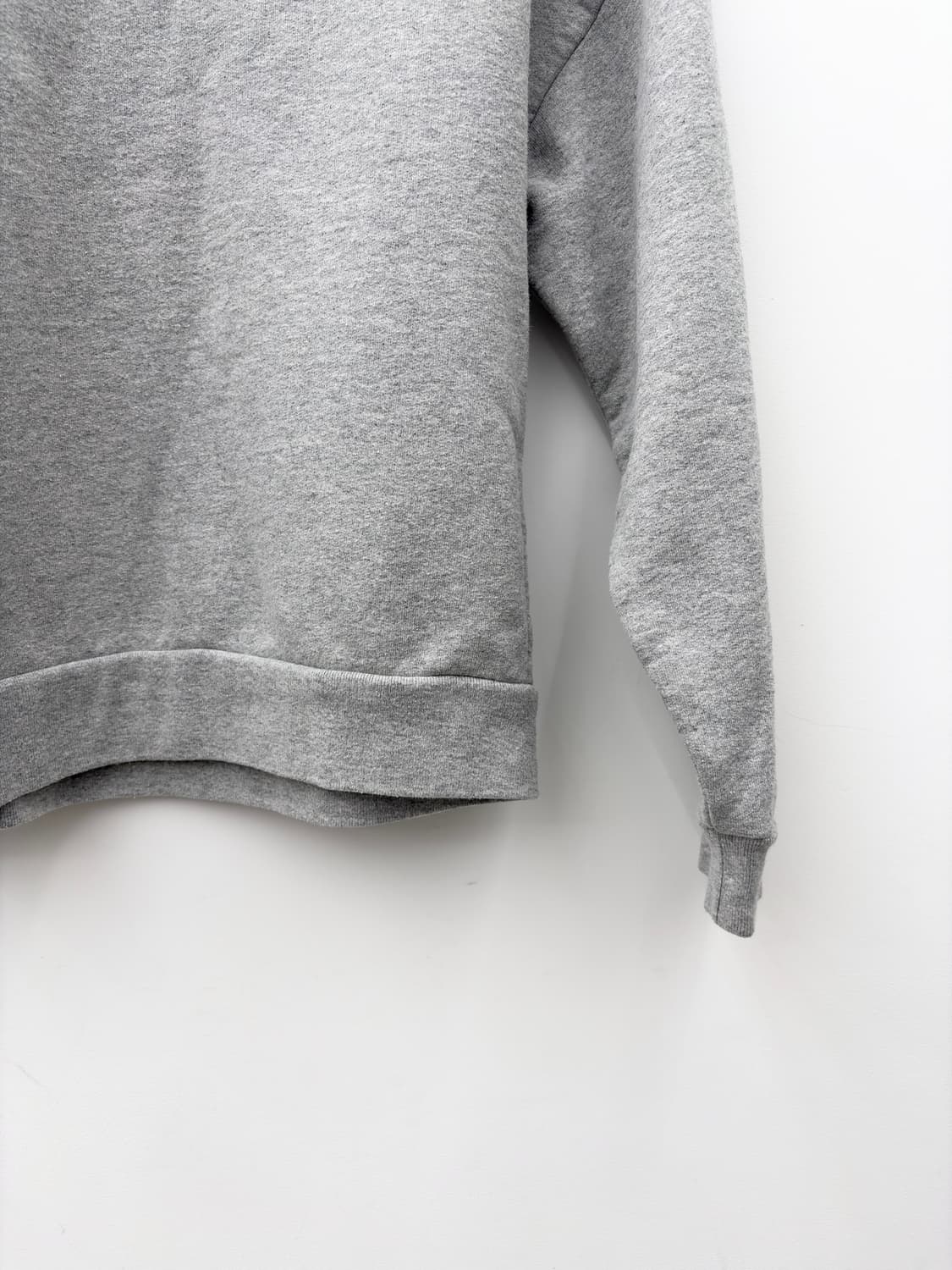 LEATHER BLOCK SWEATSHIRT 상품이미지3