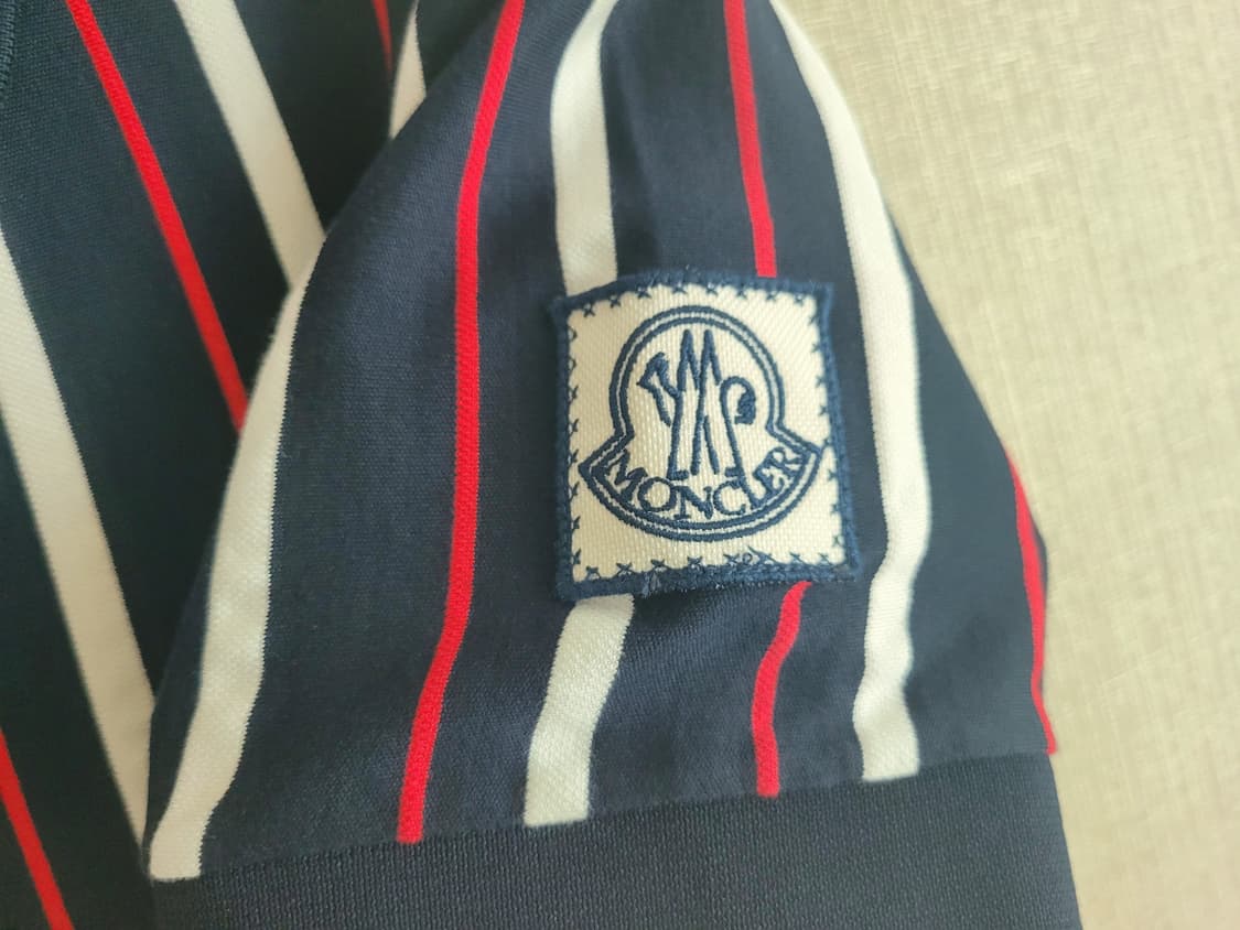 몽클레어 카라티셔츠 정품 상품이미지3