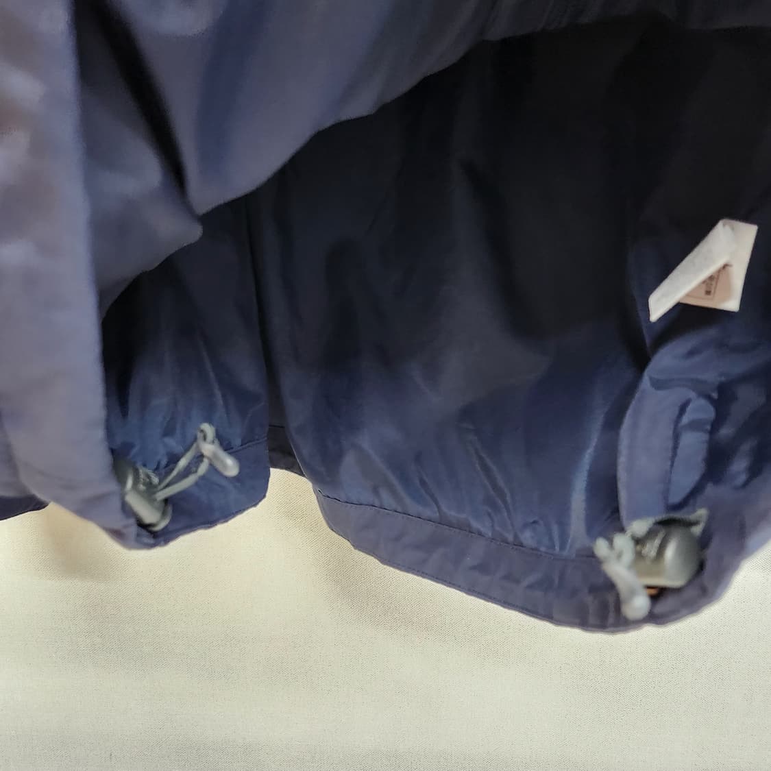 노스페이스 하이벤트 로고 투웨이 스트링 바람막이 100(XL) 상품이미지4