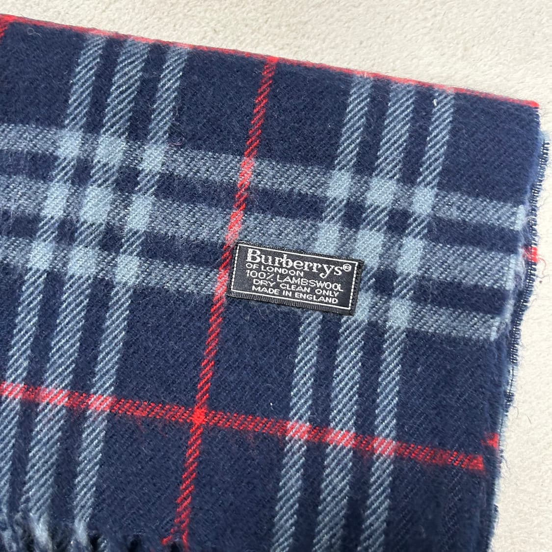 Burberry Navy Lambswool Muffler 상품이미지6
