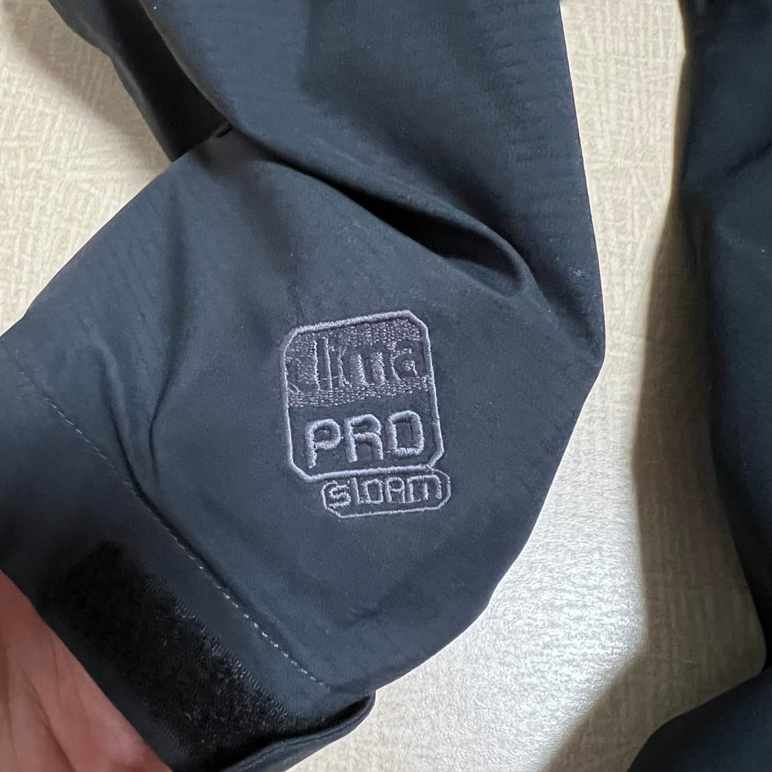 살로몬 바람막이 상품이미지5