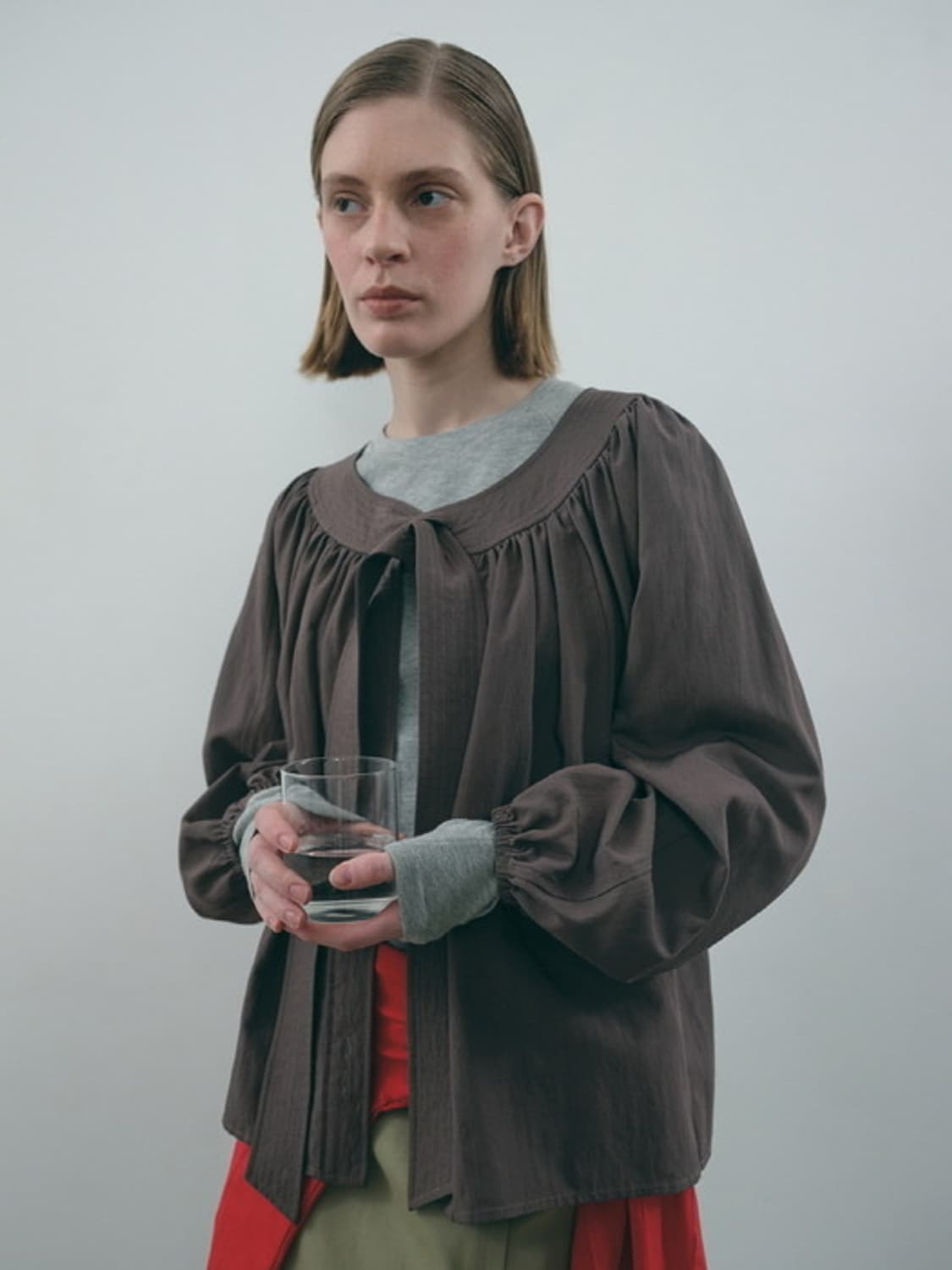 에토스 무드블라우스 아이보리 상품이미지3