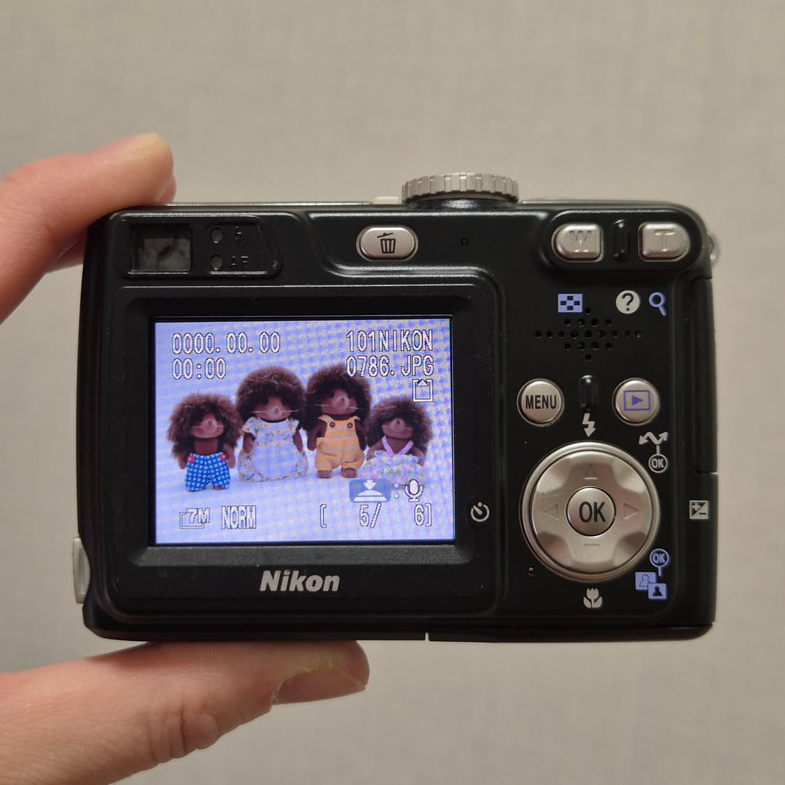 🖤니콘 쿨픽스 7900 블랙 ✨ 클래식 감성 + 실용 끝판왕🤗 상품이미지7