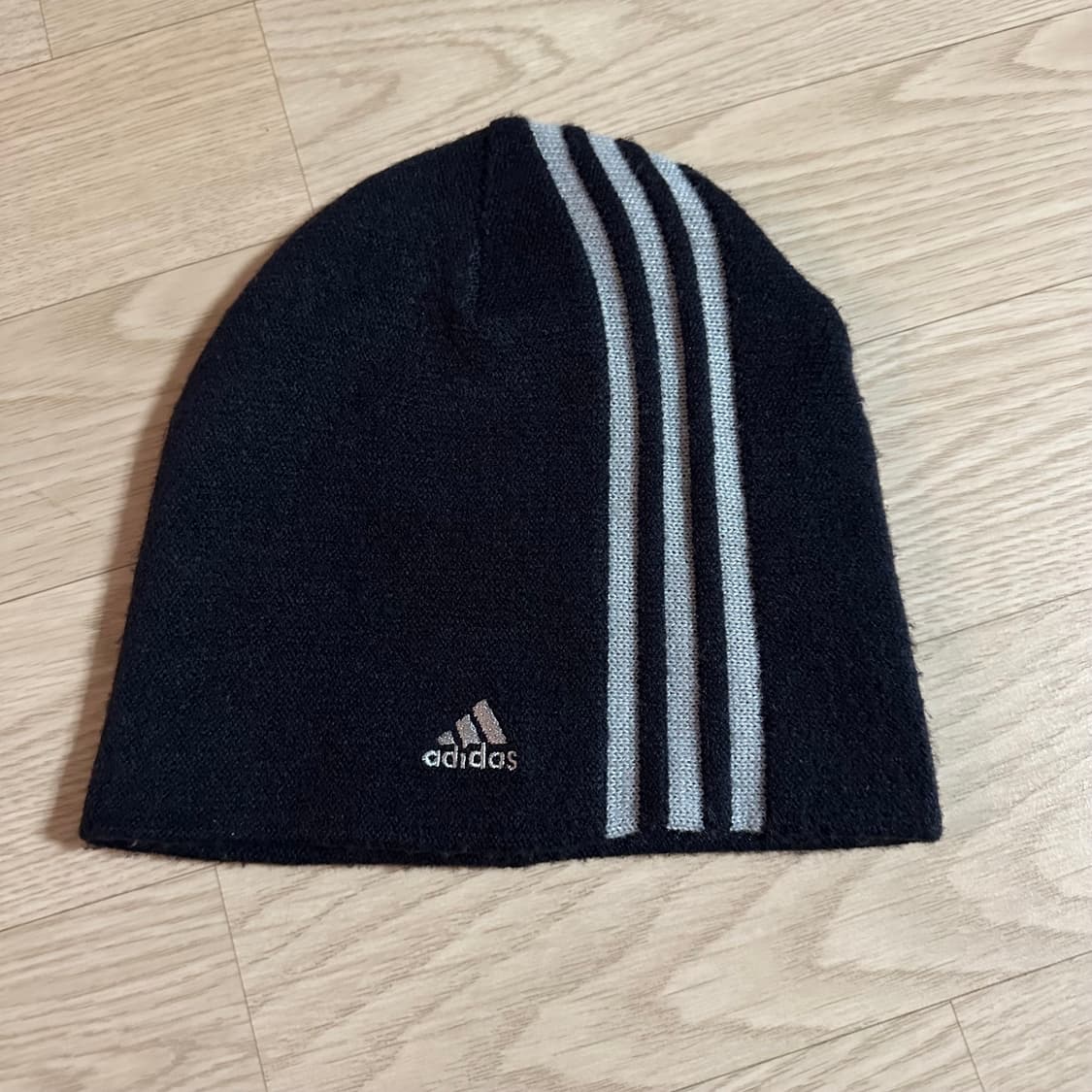 아디다스 삼선 비니 블랙 상품이미지1