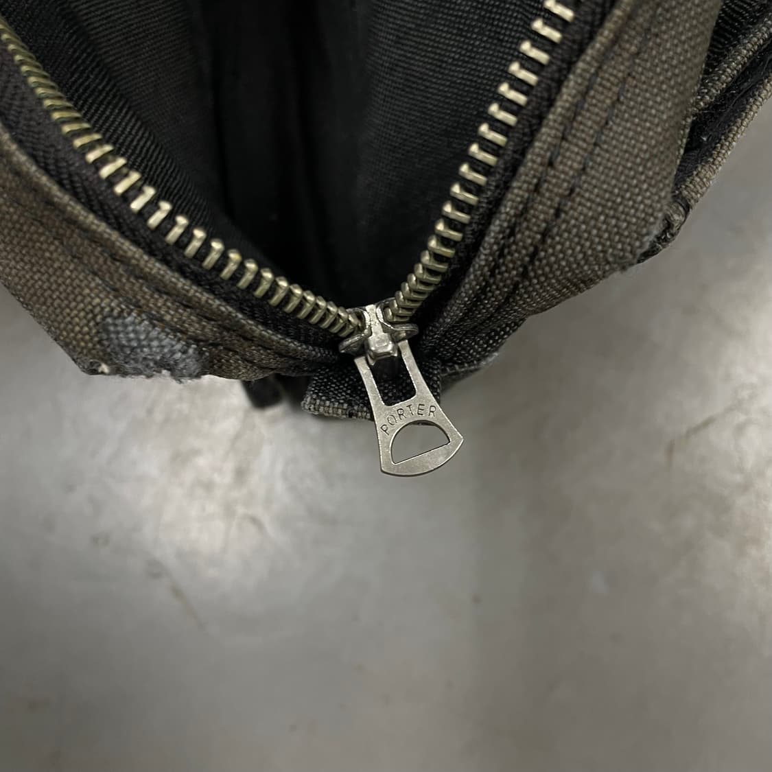 요시다포터 캔버스 힙색 상품이미지4