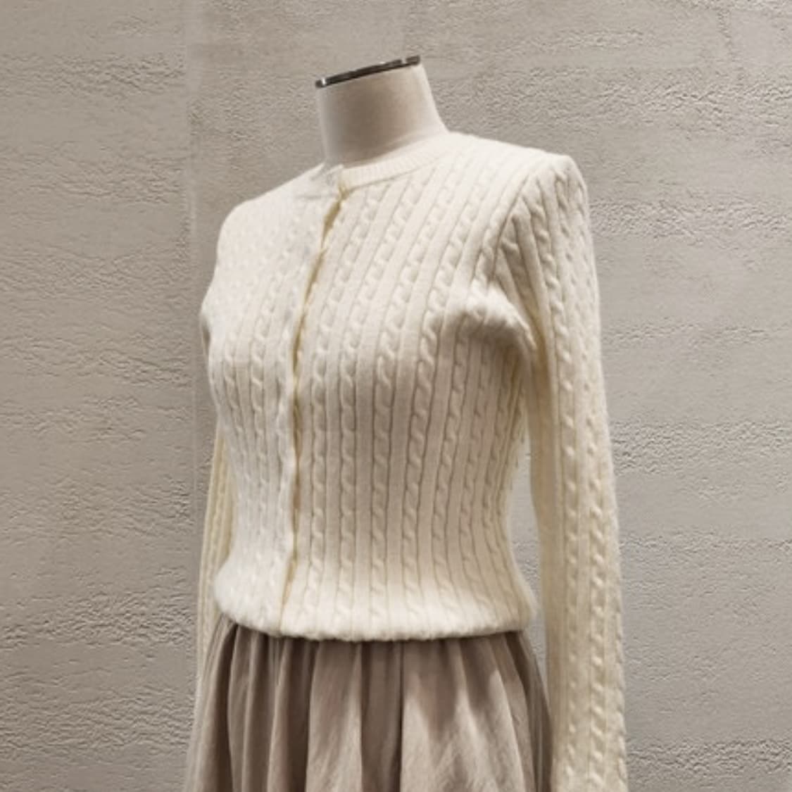 뷰어(vyur) 케이블가디건 55 상품이미지1