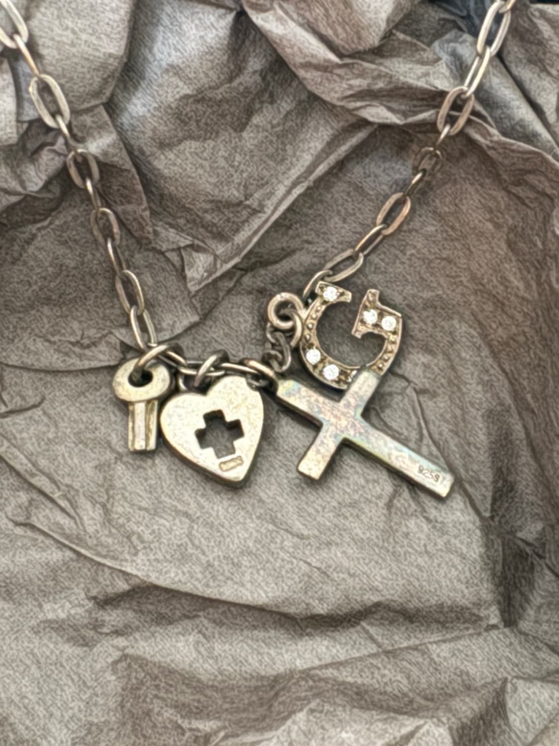 게스 목걸이 상품이미지1