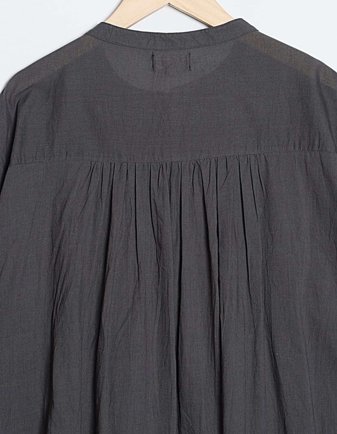 isoLaine Pintuck Pleats One-Piece 상품이미지8