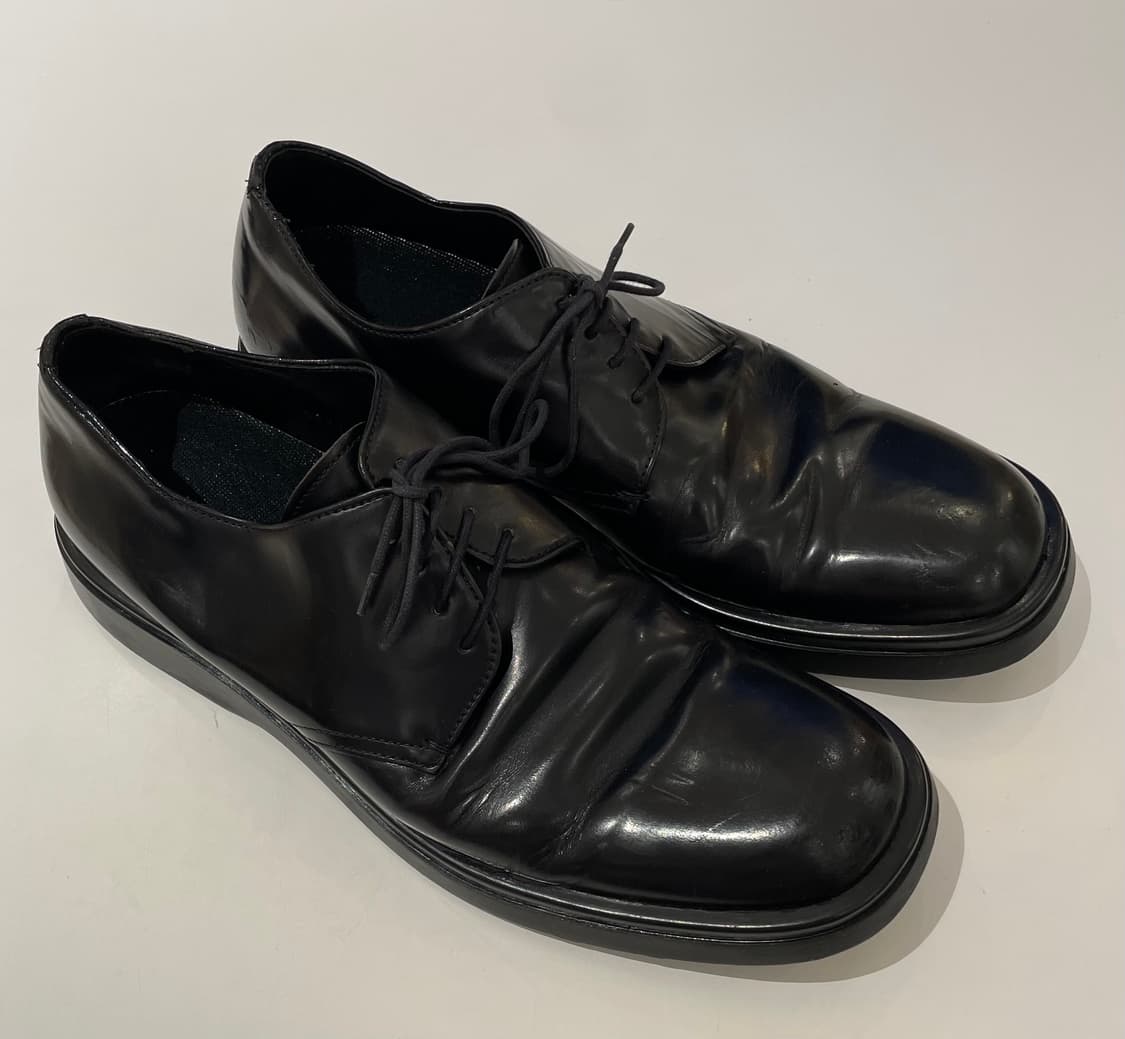 프라다 스퀘어 로퍼 상품이미지1