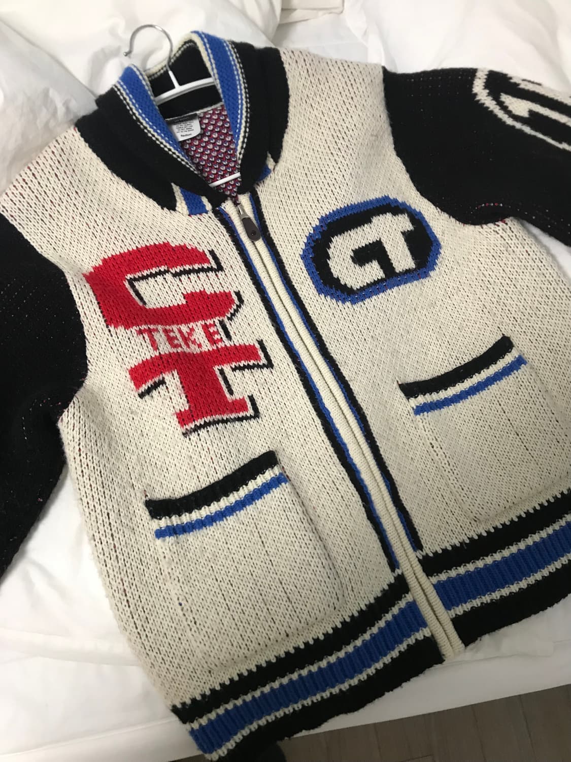 teket 테켓 코위찬 니트집업 상품이미지1