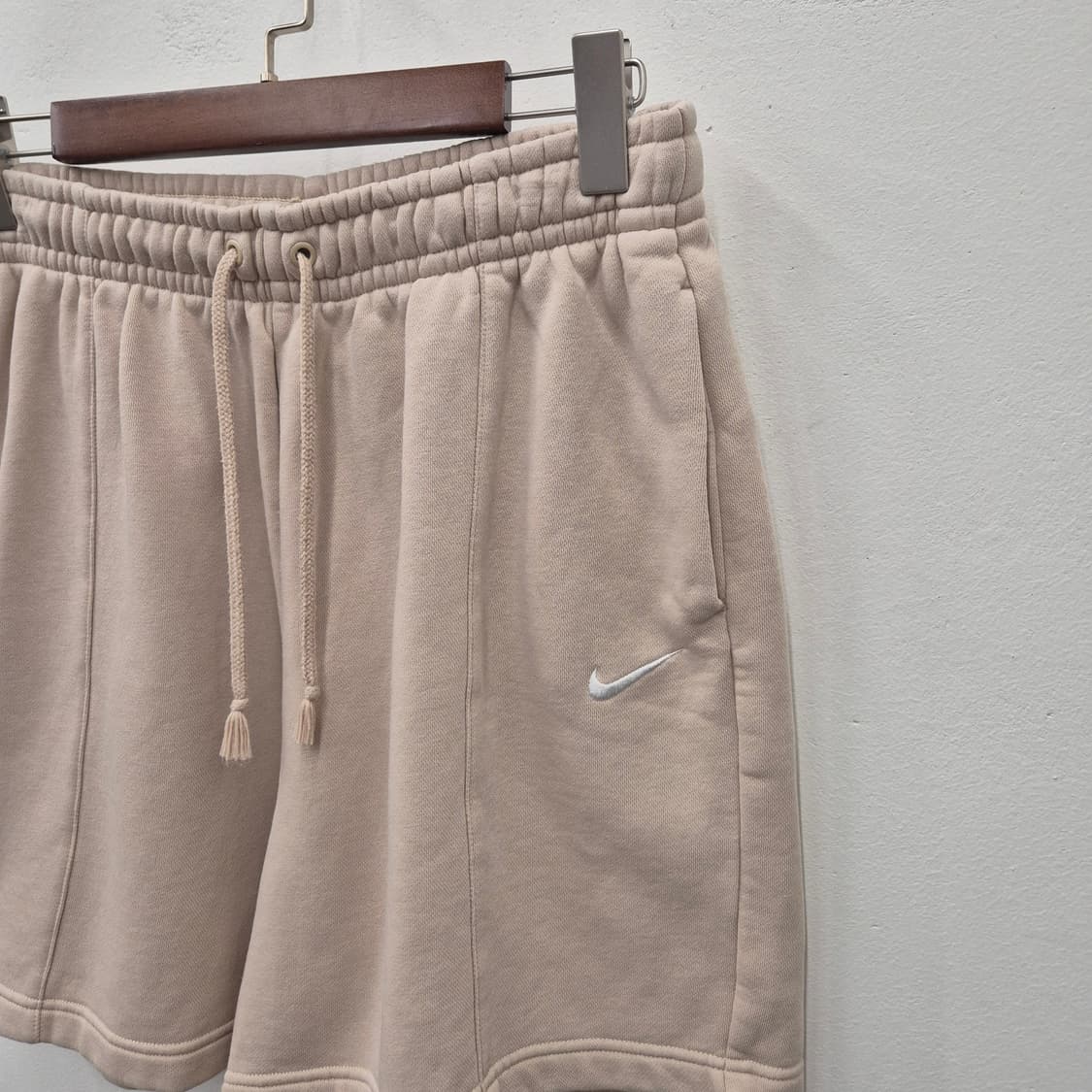 나이키 미드라이즈 쇼츠 L 상품이미지2