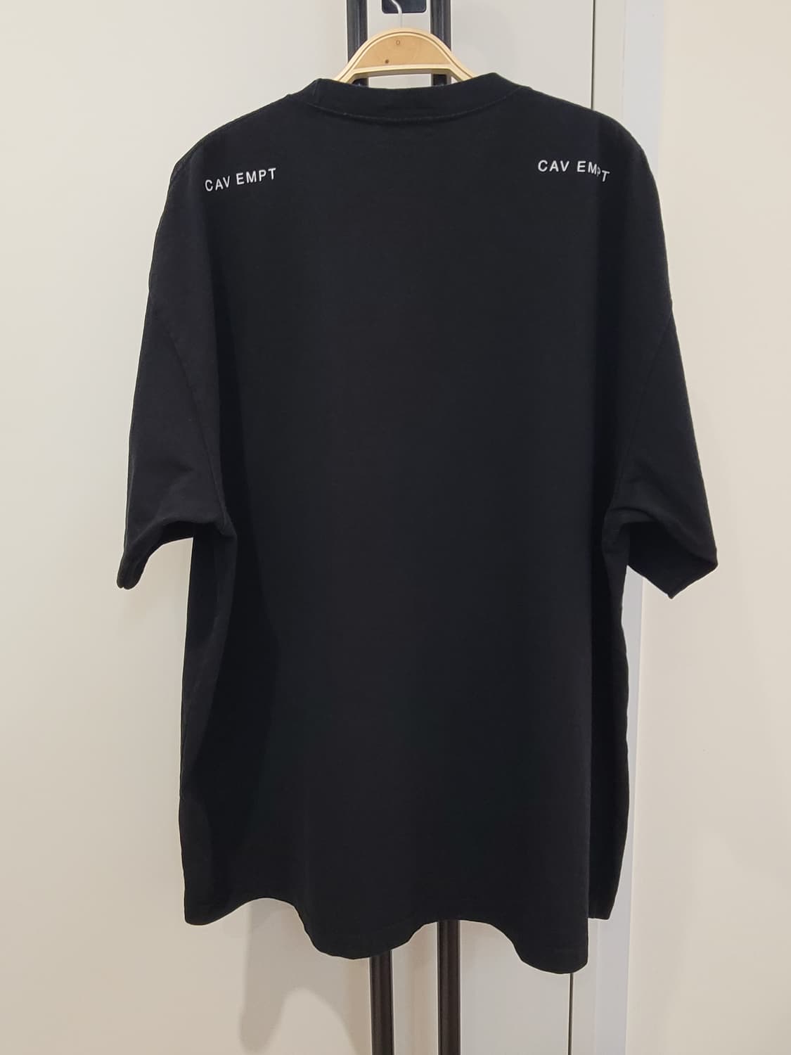 카브엠트 CAV EMPT 오버사이즈 블랙 티셔츠 XXL사이즈 상품이미지5