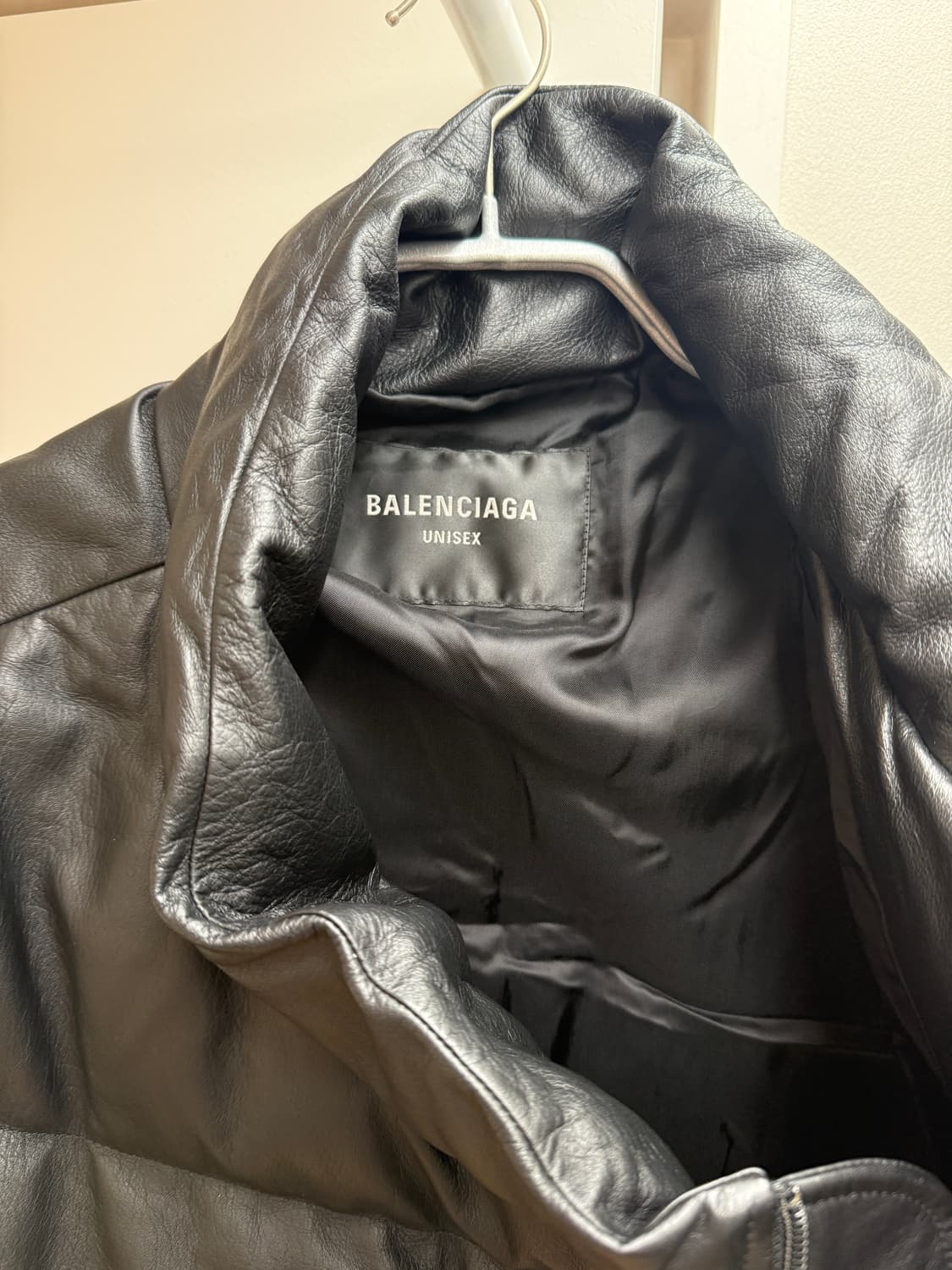 발렌시아가 가죽 패딩 조끼 베스트 상품이미지3