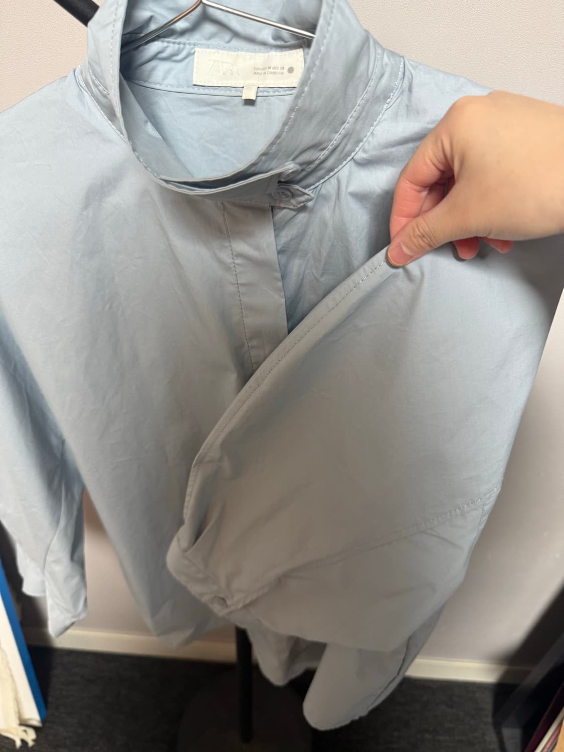 zara 하이넥셔츠 상품이미지5