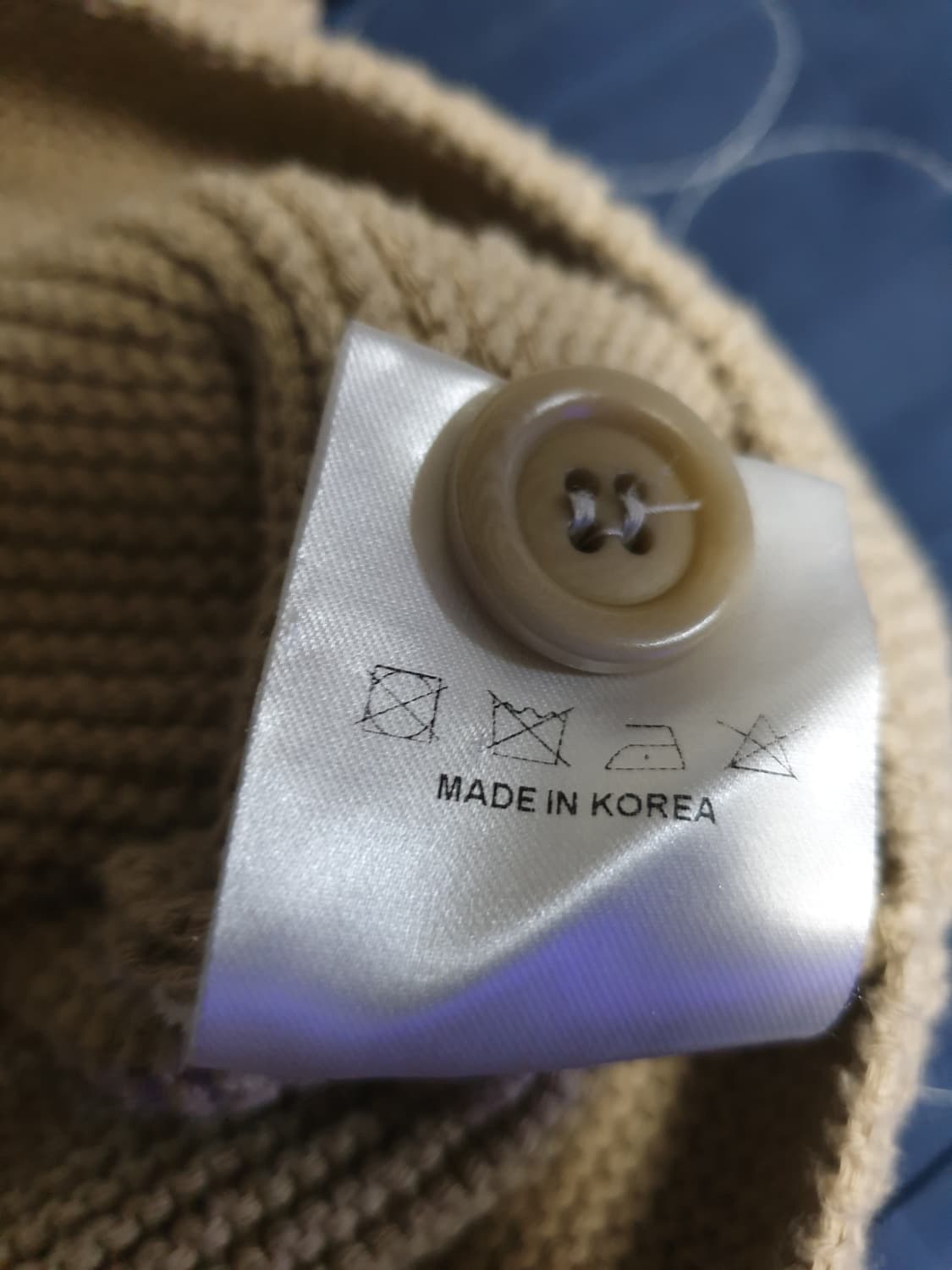 매니크 소프트코튼100% 브이넥 하찌 니트 가디건 베이지 (F) 상품이미지4