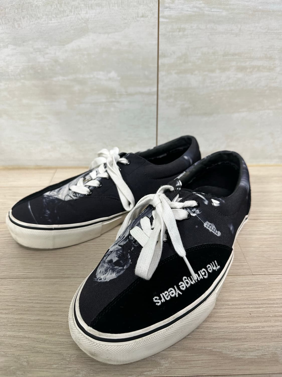 타카히로 미야시타 더 솔로이스트 찰스 피터슨 스니커 250 상품이미지1