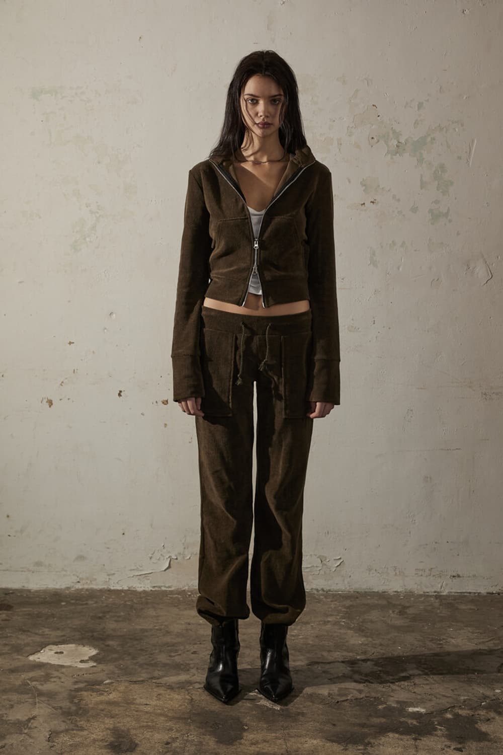 보헤미안서울 트레이닝셋업세트 카키 상품이미지1