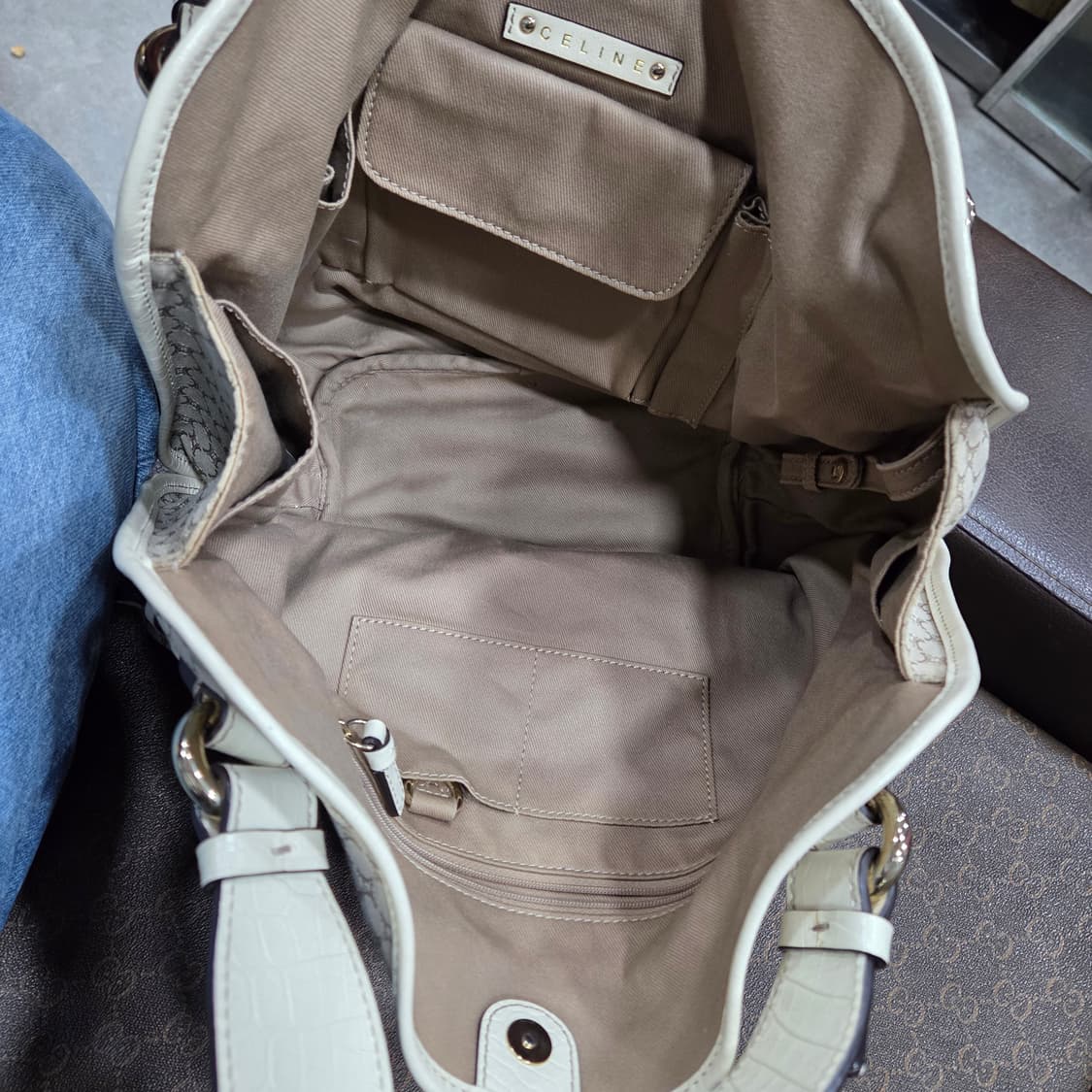 셀린느 트리오페 마카담 숄더 상품이미지7