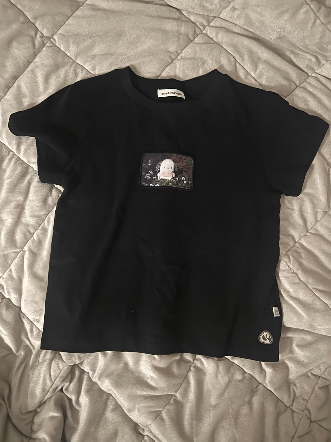 코이세이오 스마트어반유즈풀 산리오 포차코 프레임 반팔 티셔츠 상품이미지4