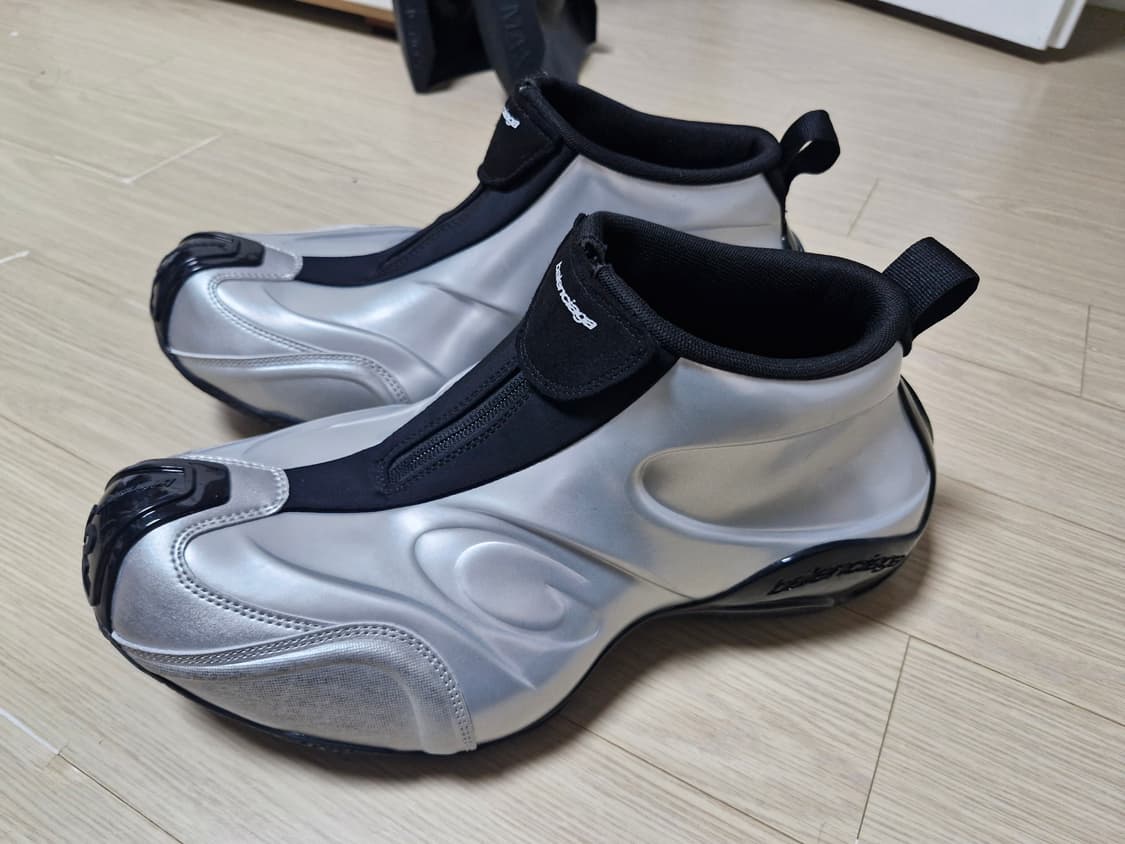 [42] 발렌시아가 바스켓볼 슈즈 백화점 구매 정품 상품이미지1