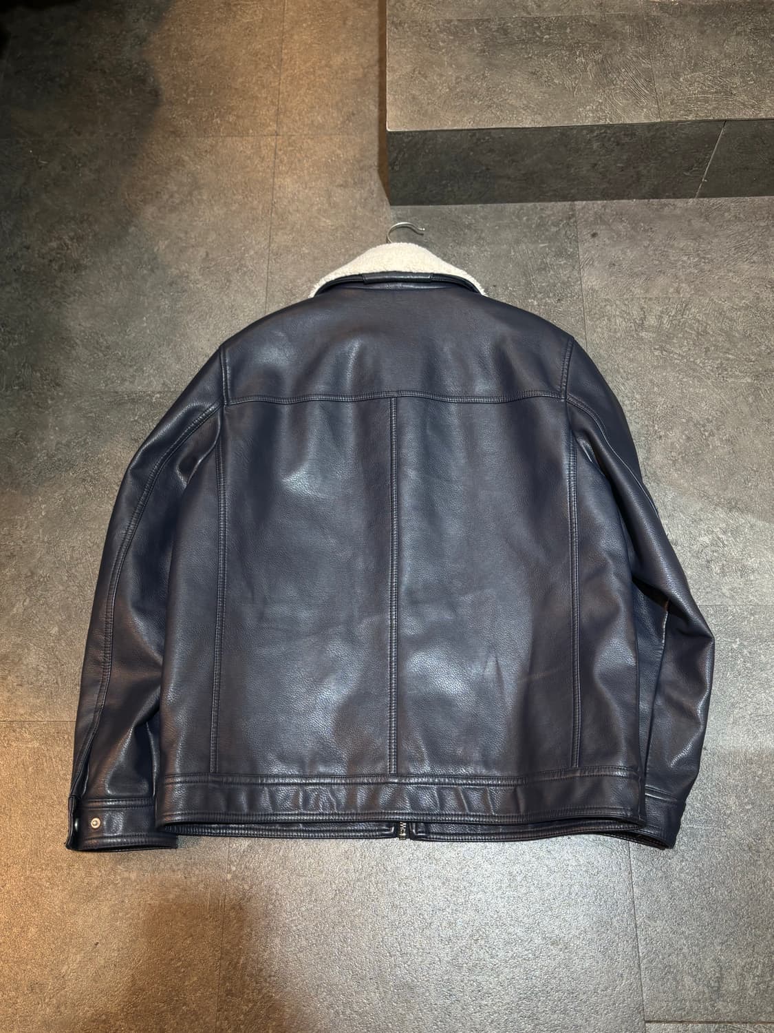 타미힐피거 무스탕 가죽 자켓 105 이상추천 상품이미지3