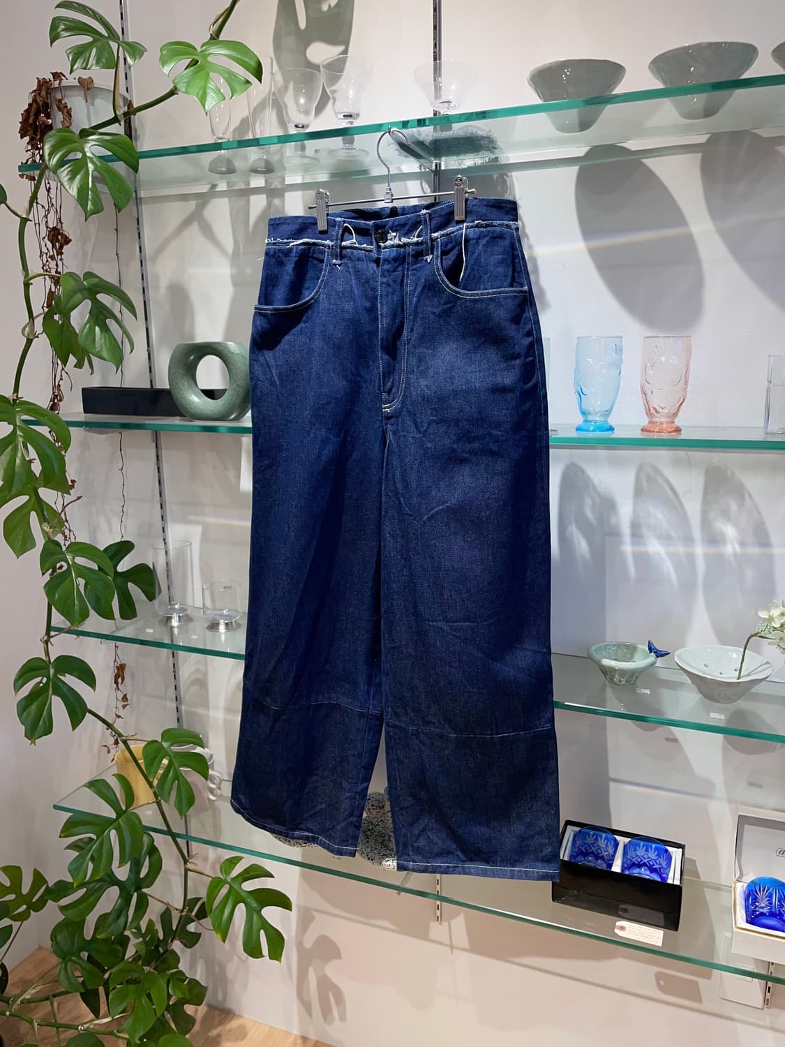 카미엘 포트젠스 aubergine denim pants 상품이미지4