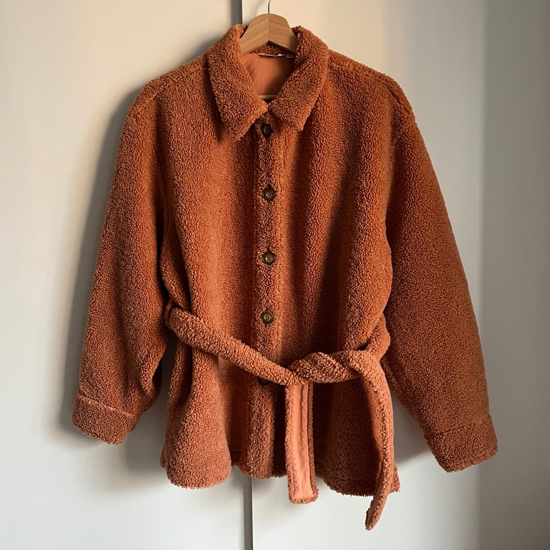 UNIQLO U Belted Fleece Jacket 상품이미지3