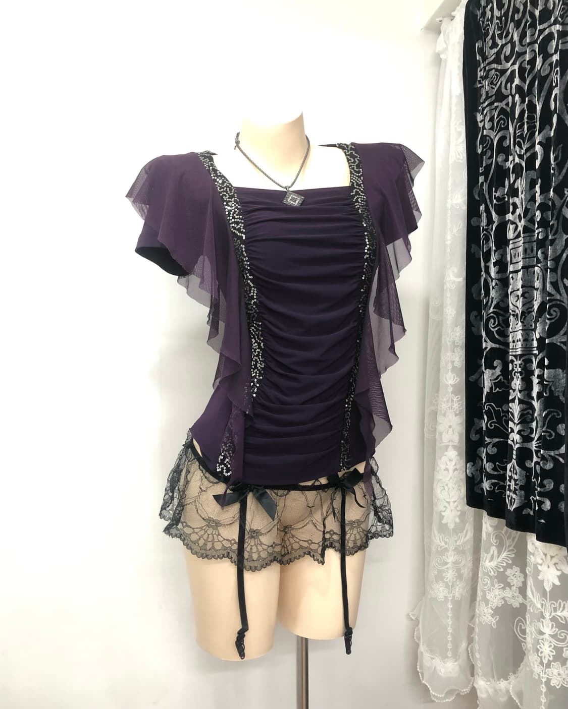 deep purple shirring ruffle detail top   상품이미지2