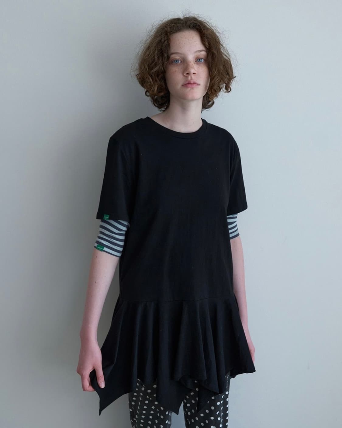 노컨텐츠 Half Sleeve Square ops 상품이미지1