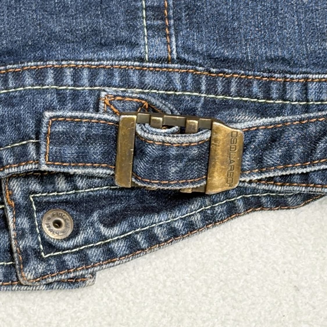 DSQUARED2 포니헤어 카라 크롭 클래식 데님자켓 38 상품이미지6