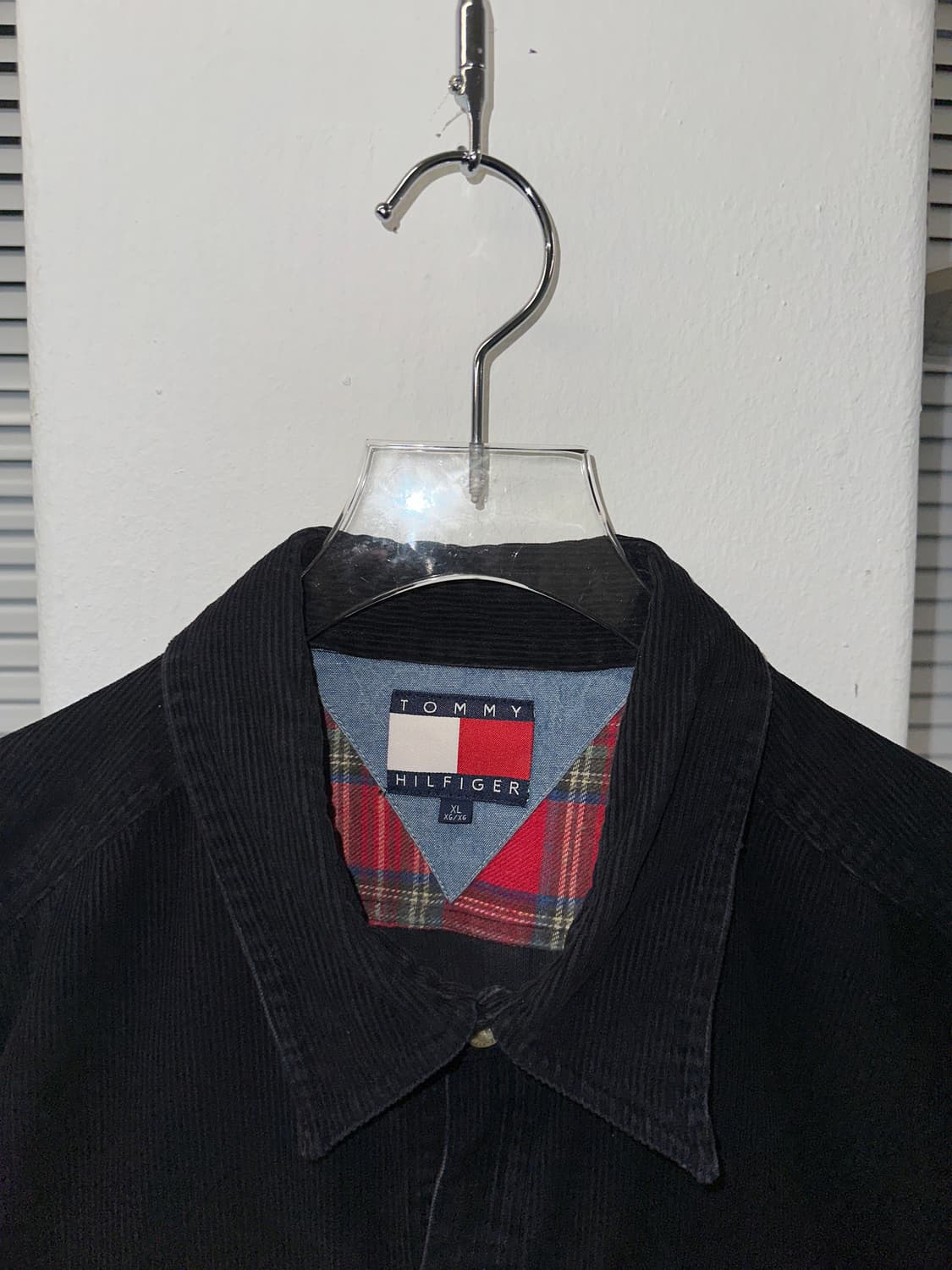 Tommy 코듀로이 오버핏 셔츠 (블랙) 상품이미지3