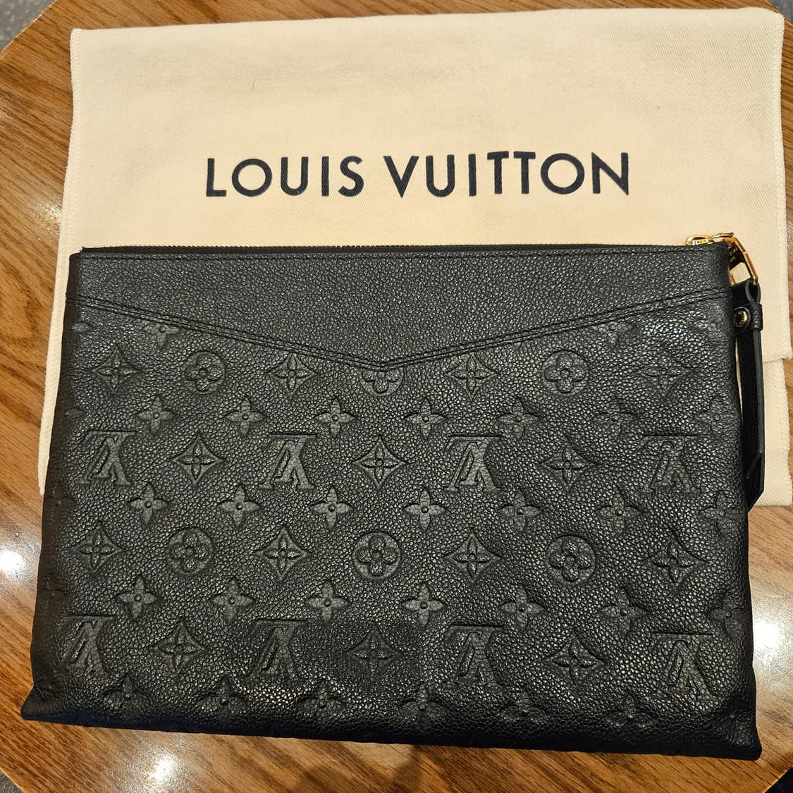 루이비통 앙프렝뜨 클러치백 (정품) 상품이미지3