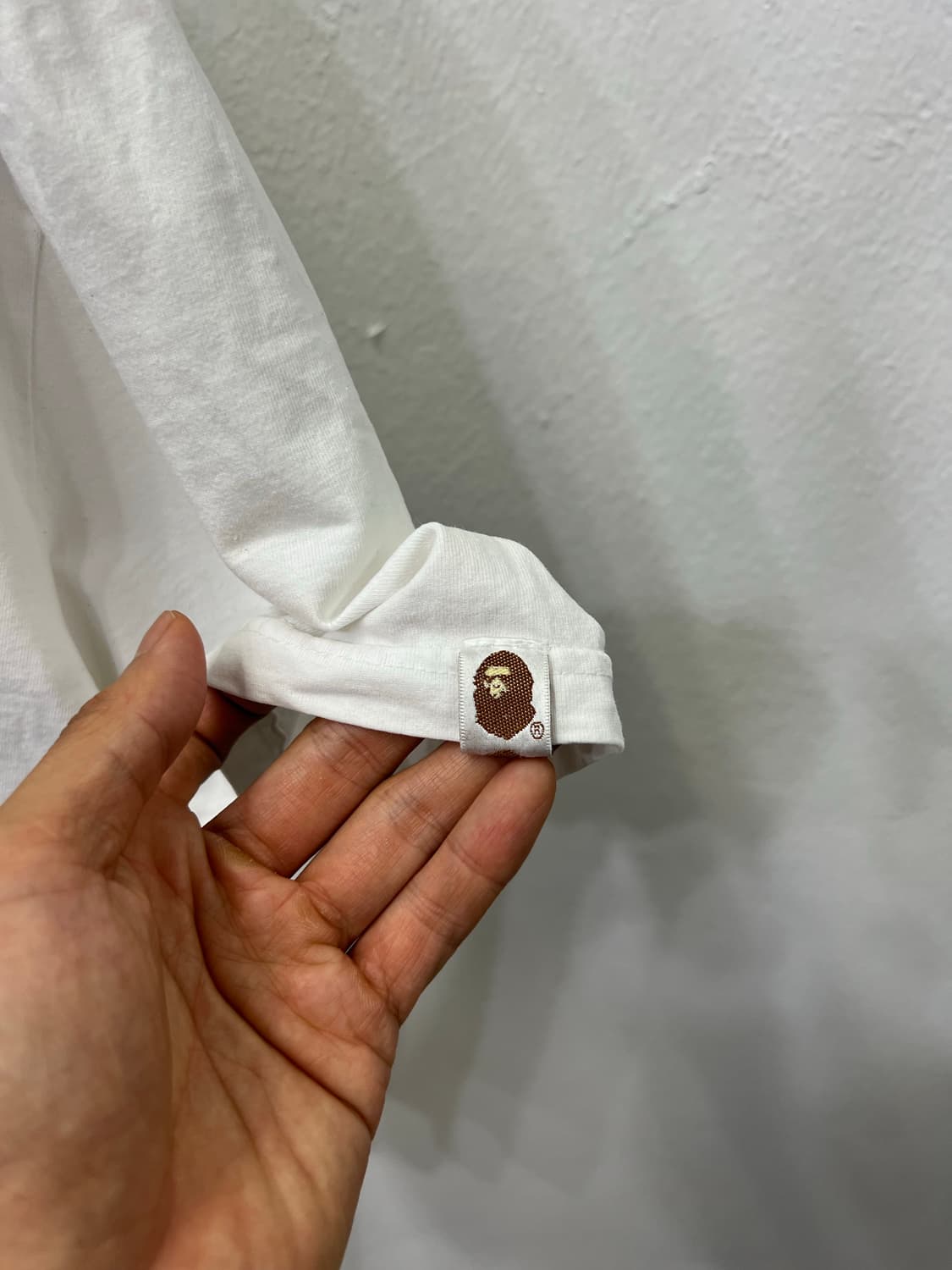 정품) 베이프 남성 반팔티 L 상품이미지2